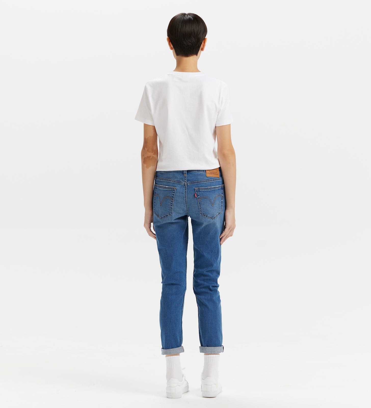 levi’s®  boyfriend中腰錐形牛仔褲 | 女款 1988703882427 Indigo – Levi's 香港