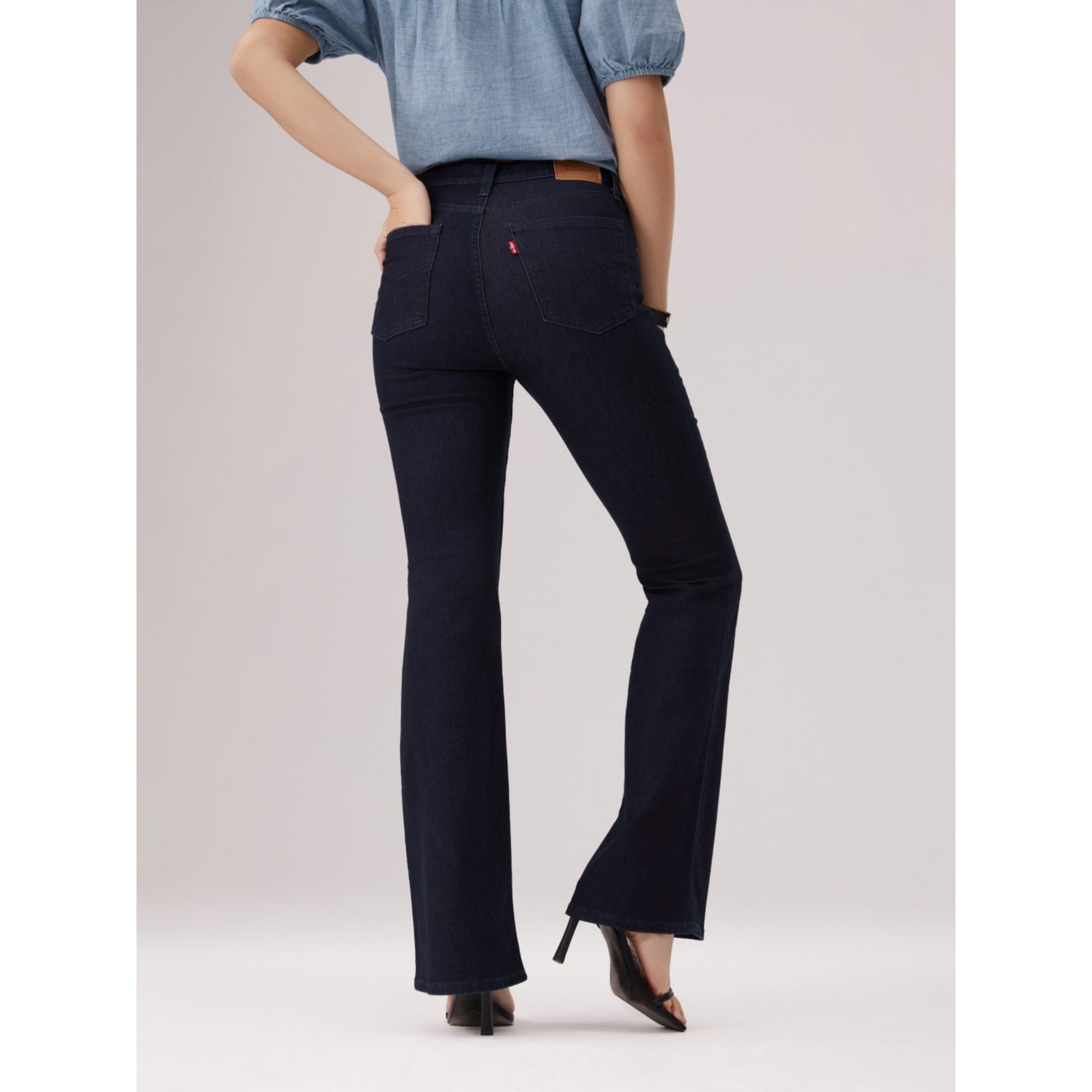  levi's® 726™ 高腰喇叭牛仔褲 | 女裝 A341001892430 Dark Wash – Levi's 香港