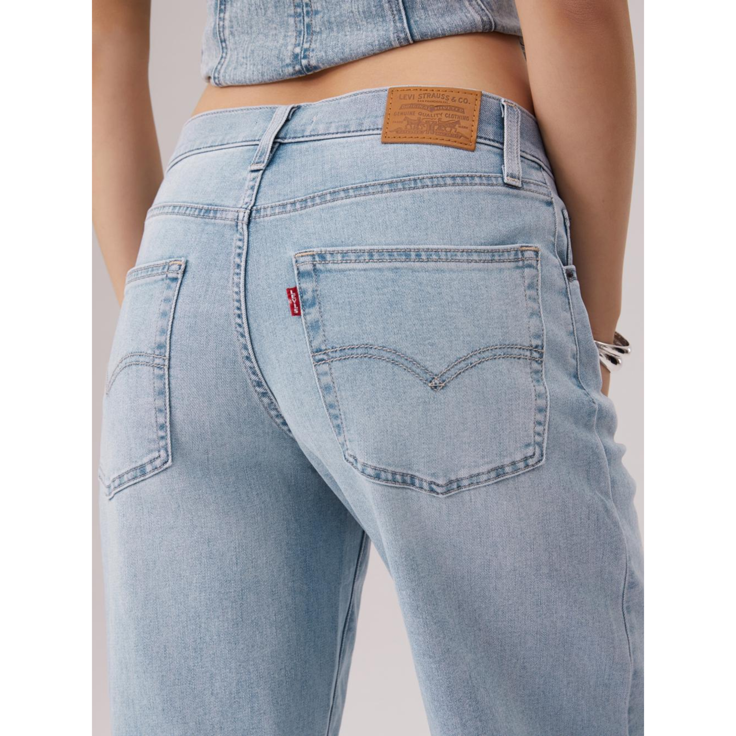  Levi's® Baggy Dad 寬鬆 Dad 牛仔褲 | 女裝