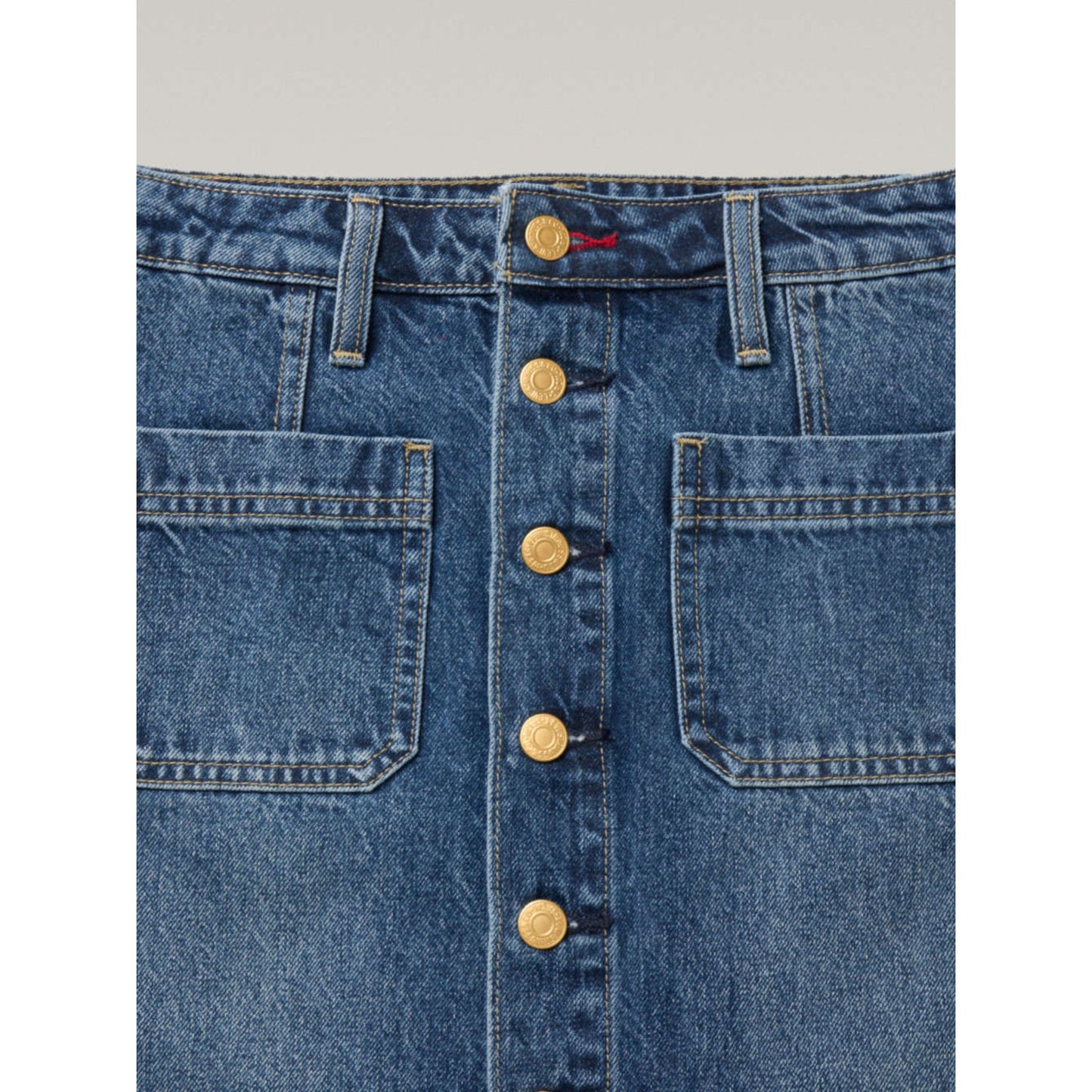 Levi's® 鈕扣前開叉牛仔短裙 | 女裝