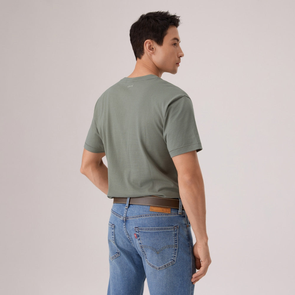 Levi's® Short Sleeve Embroidered Batwing Regular Tee