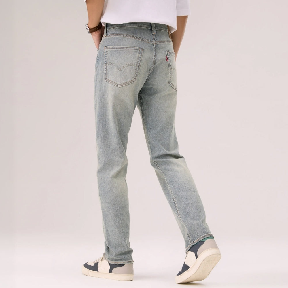  Levi's® 502™ 寬鬆錐形牛仔褲 | 男裝