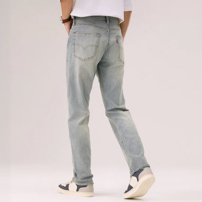  Levi's® 502™ 寬鬆錐形牛仔褲 | 男裝