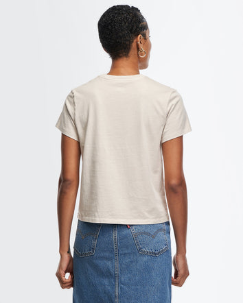 levi's® wellthread® women's classic fit t-shirt A22540001XS- Chamomile Seed  – Levi's Hong Kong
