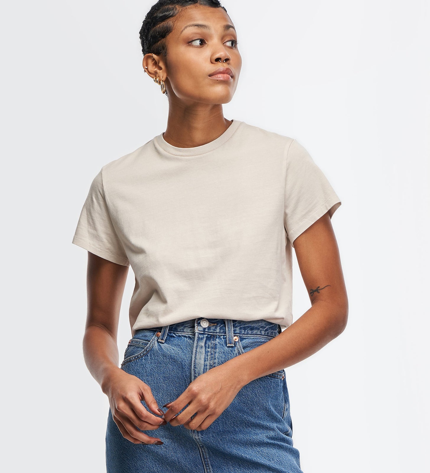levi's® wellthread® 永續時裝系列經典版型 t-shirt | 女裝 A22540001XS- Chamomile Seed – Levi's 香港