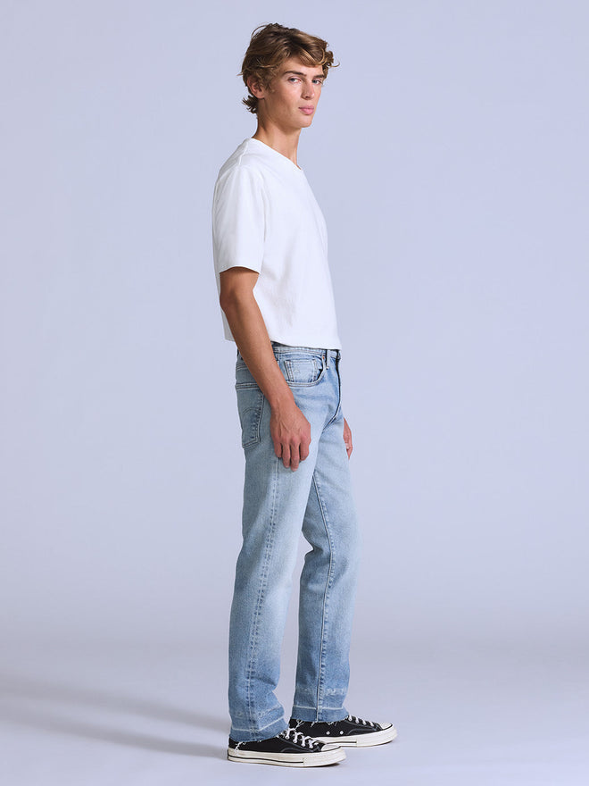 levi's® blue tab™ 502™ 修身窄腳牛仔褲 | 男裝 A588100152832 Light Indigo  – Levi's 香港