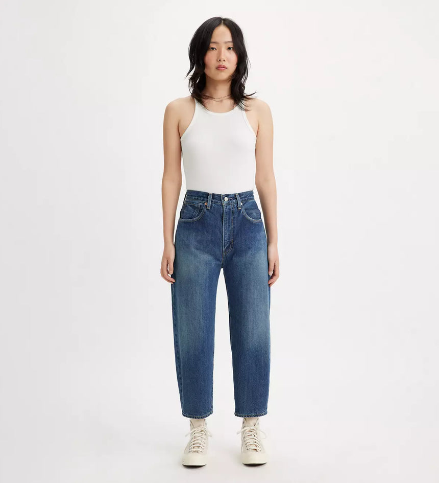 levi's® 日本製barrel高腰寬鬆錐型牛仔褲 | 女裝 A5889000124- Medium Indigo – Levi's 香港
