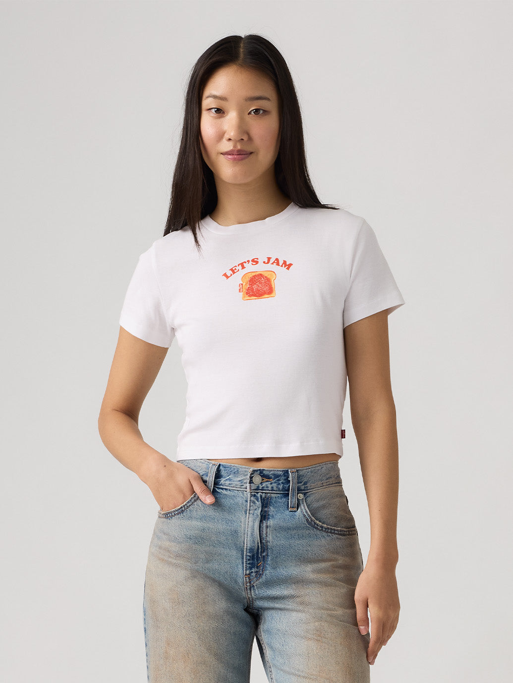 levi's® graphic essential sporty t恤 | 女裝 A87980084S- White – Levi's 香港