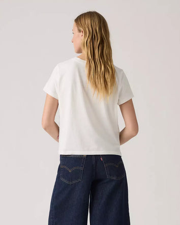 levi's® women's graphic boxy t-shirt A88040049XS- White  – Levi's Hong Kong