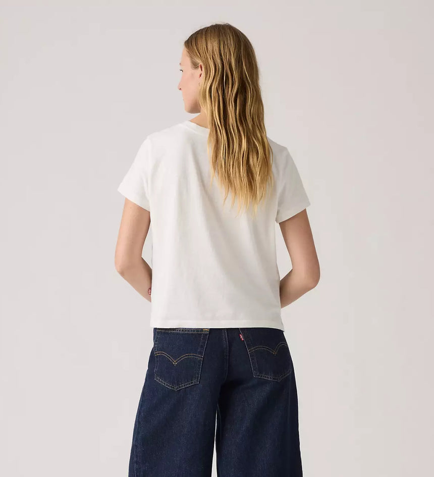 levi's® women's graphic boxy t-shirt A88040049XS- White – Levi's Hong Kong