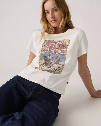 levi's® women's graphic boxy t-shirt A88040049XS- White  – Levi's Hong Kong
