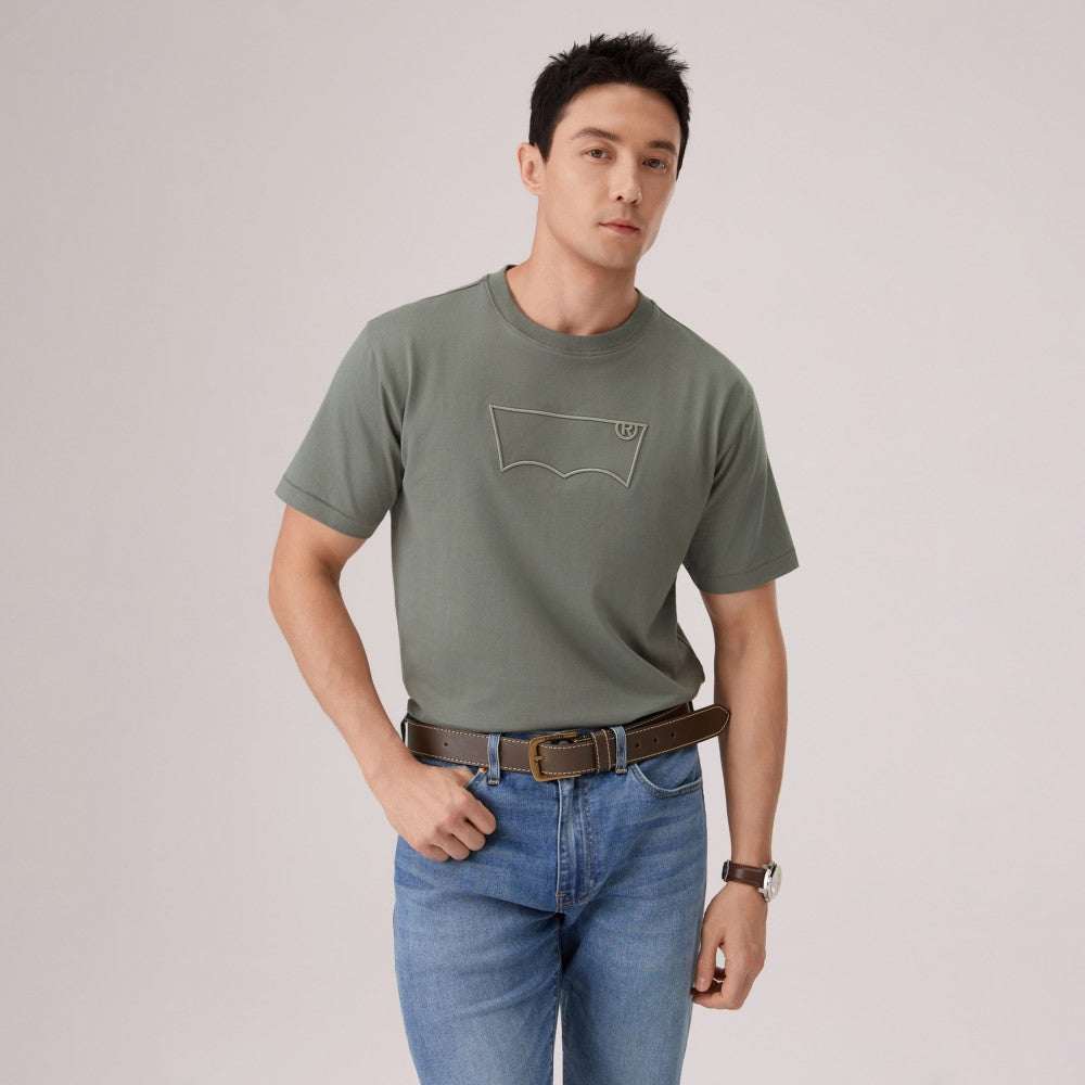 Levi's® Short Sleeve Embroidered Batwing Regular Tee