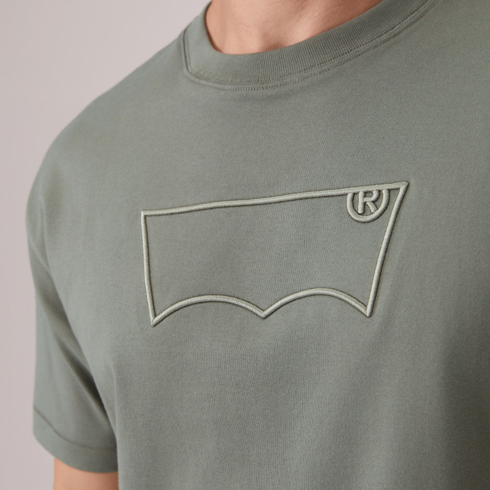 Levi's® Short Sleeve Embroidered Batwing Regular Tee