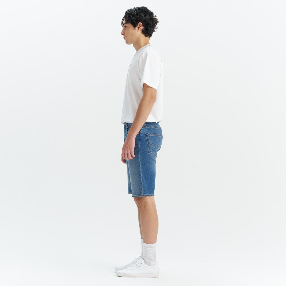  Levi's® 405™低腰膝上彈性牛仔短褲 | 男裝  