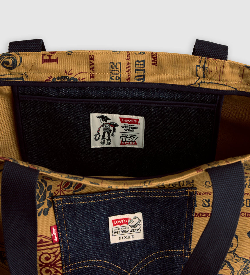 levi's® x toy story 圖案帆布袋 | 男裝 003FD0000OS- Multicolor – Levi's 香港