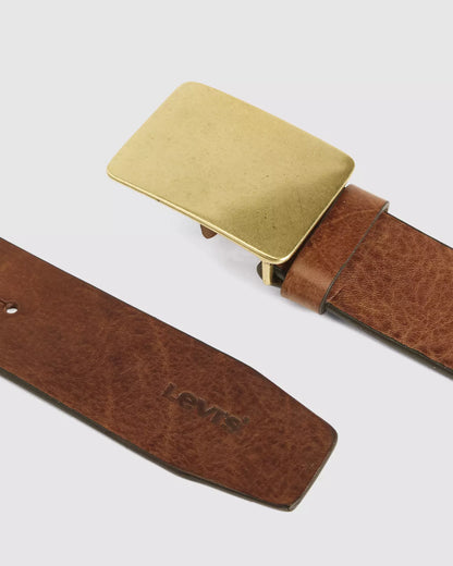 Levi's® Ryder Plaque Buckle 徽章扣皮帶 | 男裝  