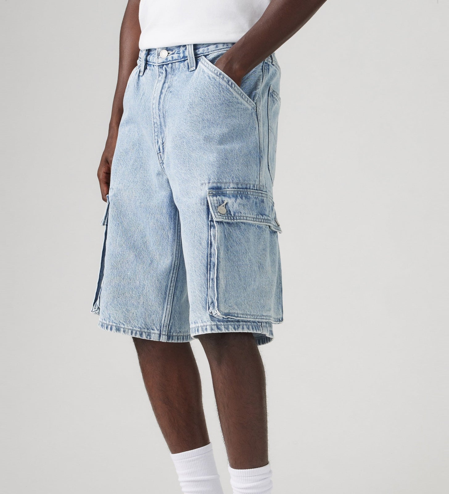 levi's® men's 478 baggy cargo shorts 001GU00042812 Light Wash – Levi's Hong Kong