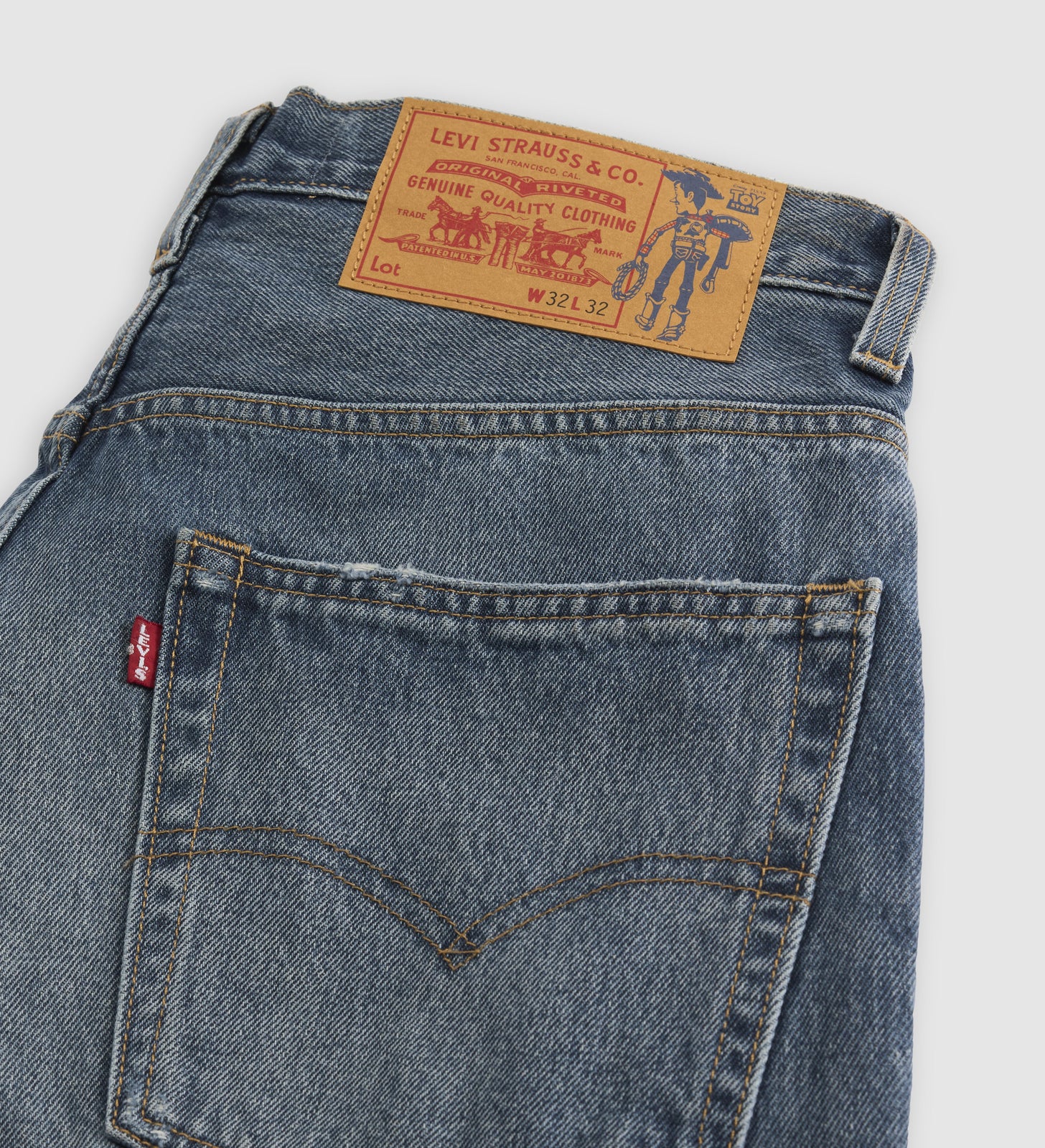 levi's® x toy story 男士西部喇叭牛仔褲 | 男裝 0034A00002832 Medium Indigo – Levi's 香港