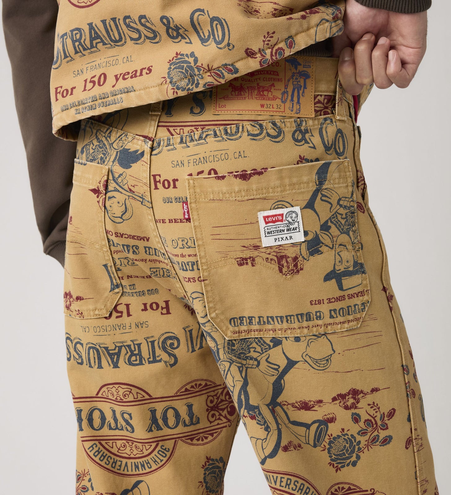 levi's® x toy story 男士 568™ 寬鬆工裝牛仔褲 | 男裝 0034O00002832 Multicolor – Levi's 香港