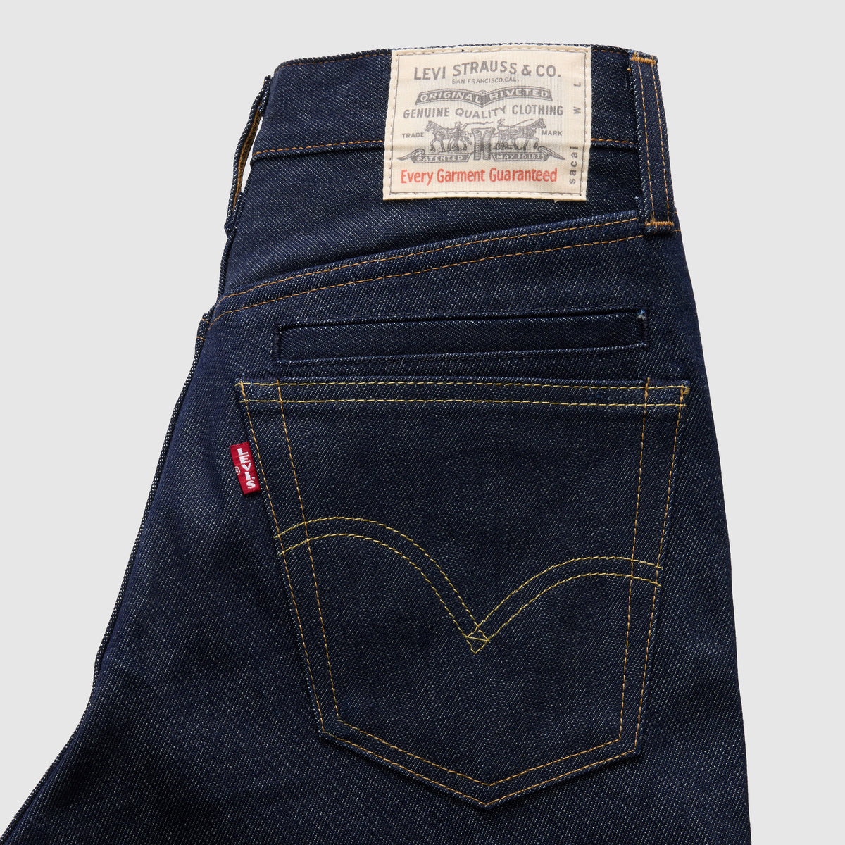 Levi’s® x sacai Belted Flare 牛仔褲