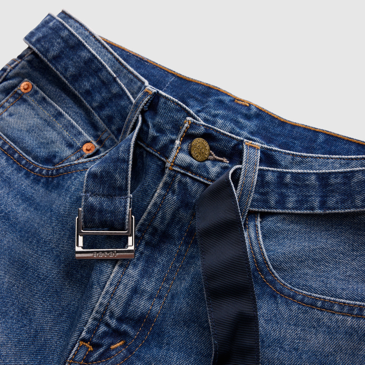 Levi’s® x sacai Belted Flare 牛仔褲