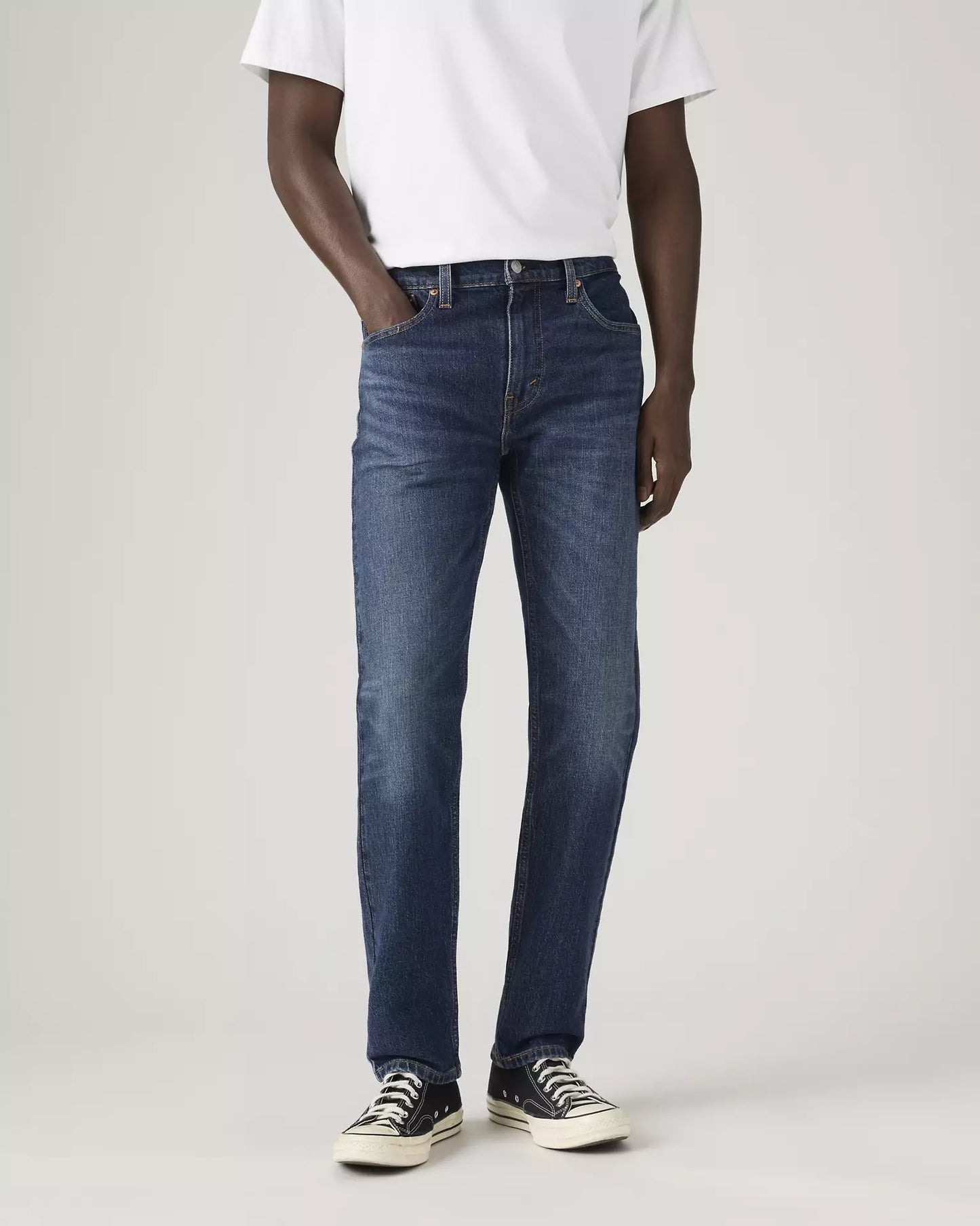 Levi's® 502™ Taper 錐形牛仔褲 | 男裝  