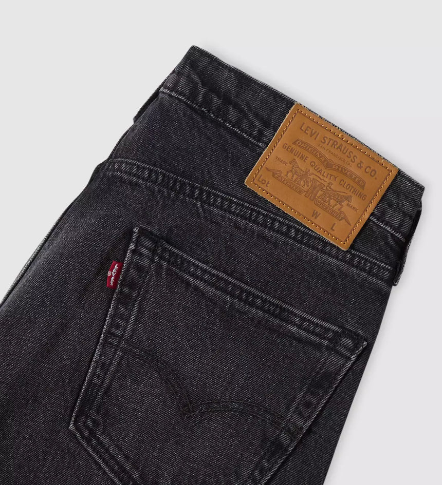 levi's® 502™ 標準窄腳牛仔褲 | 男裝 2950718442932 Black – Levi's 香港