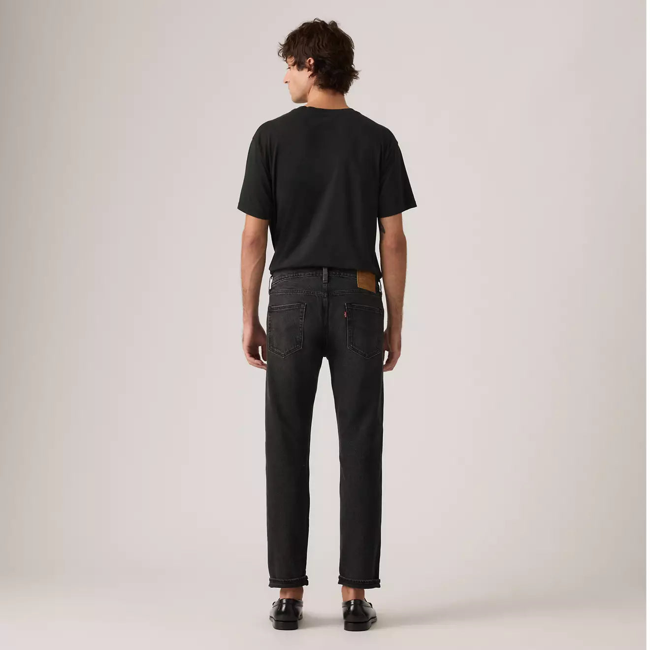 levi's® 502™ 標準窄腳牛仔褲 | 男裝 2950718443032 Black – Levi's 香港