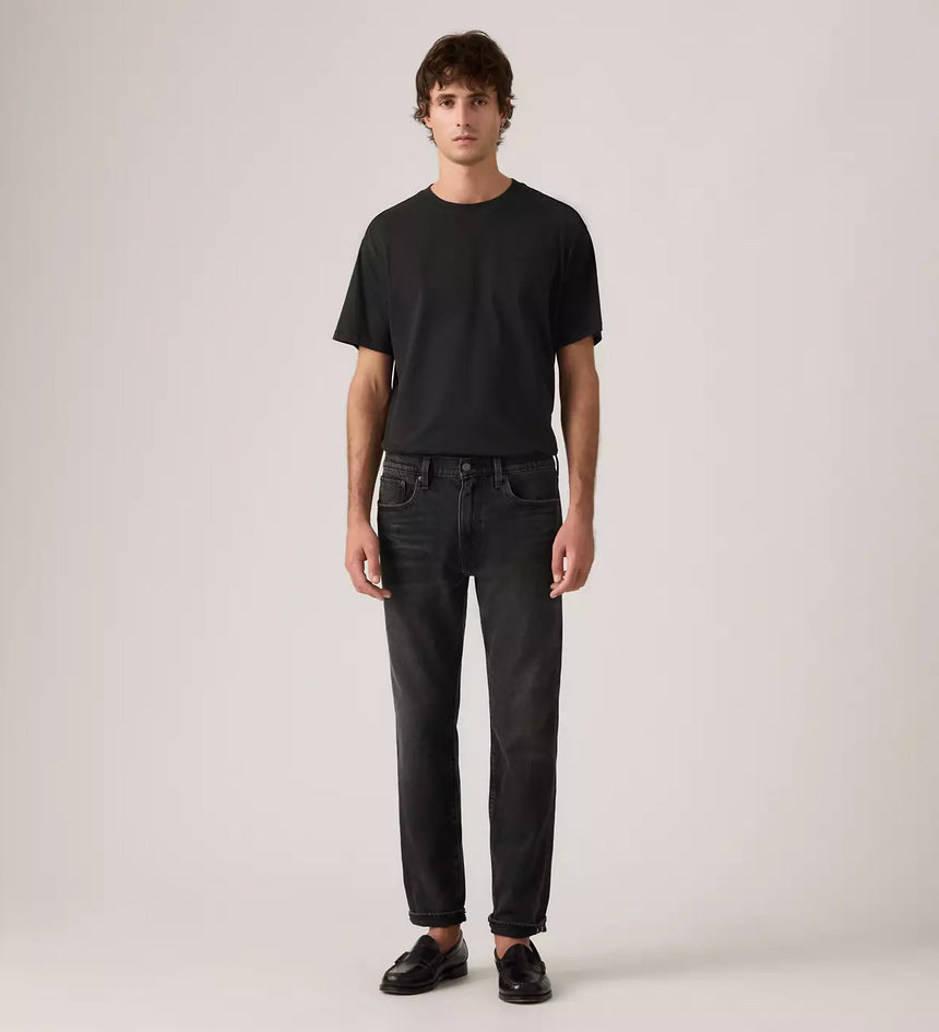 levi's® 502™ 標準窄腳牛仔褲 | 男裝 2950718442932 Black – Levi's 香港
