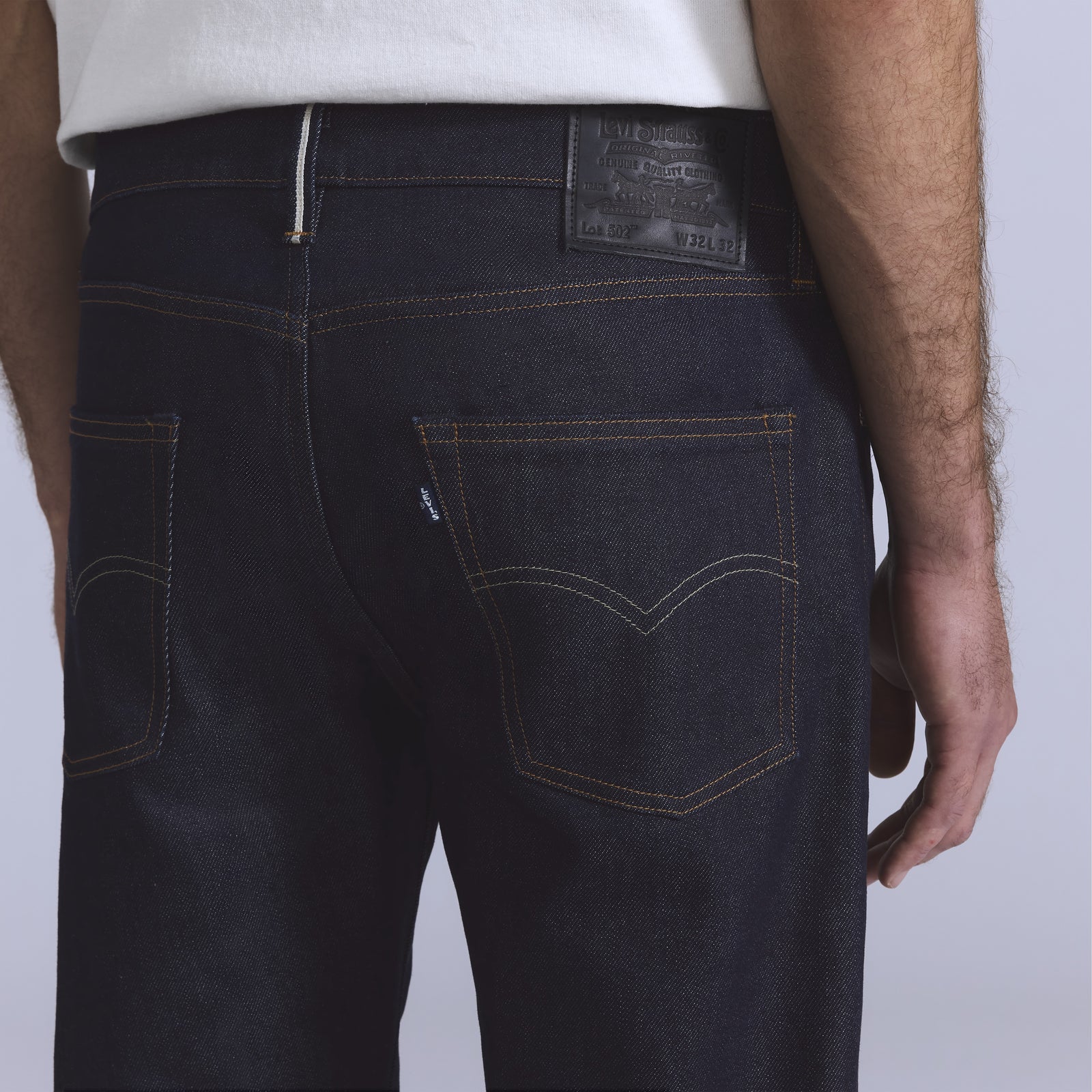 levi’s® blue tab™ 男裝 502™ 窄腳牛仔褲 A588100002832 Dark Indigo – Levi's 香港