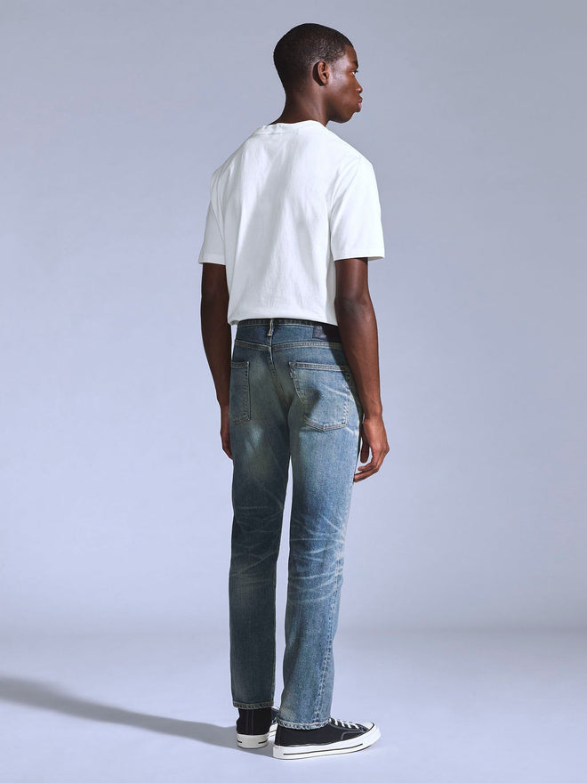 levi's® blue tab  502™ 標準窄腳剪裁牛仔褲 |男裝 A588100082832 Med Indigo  – Levi's 香港