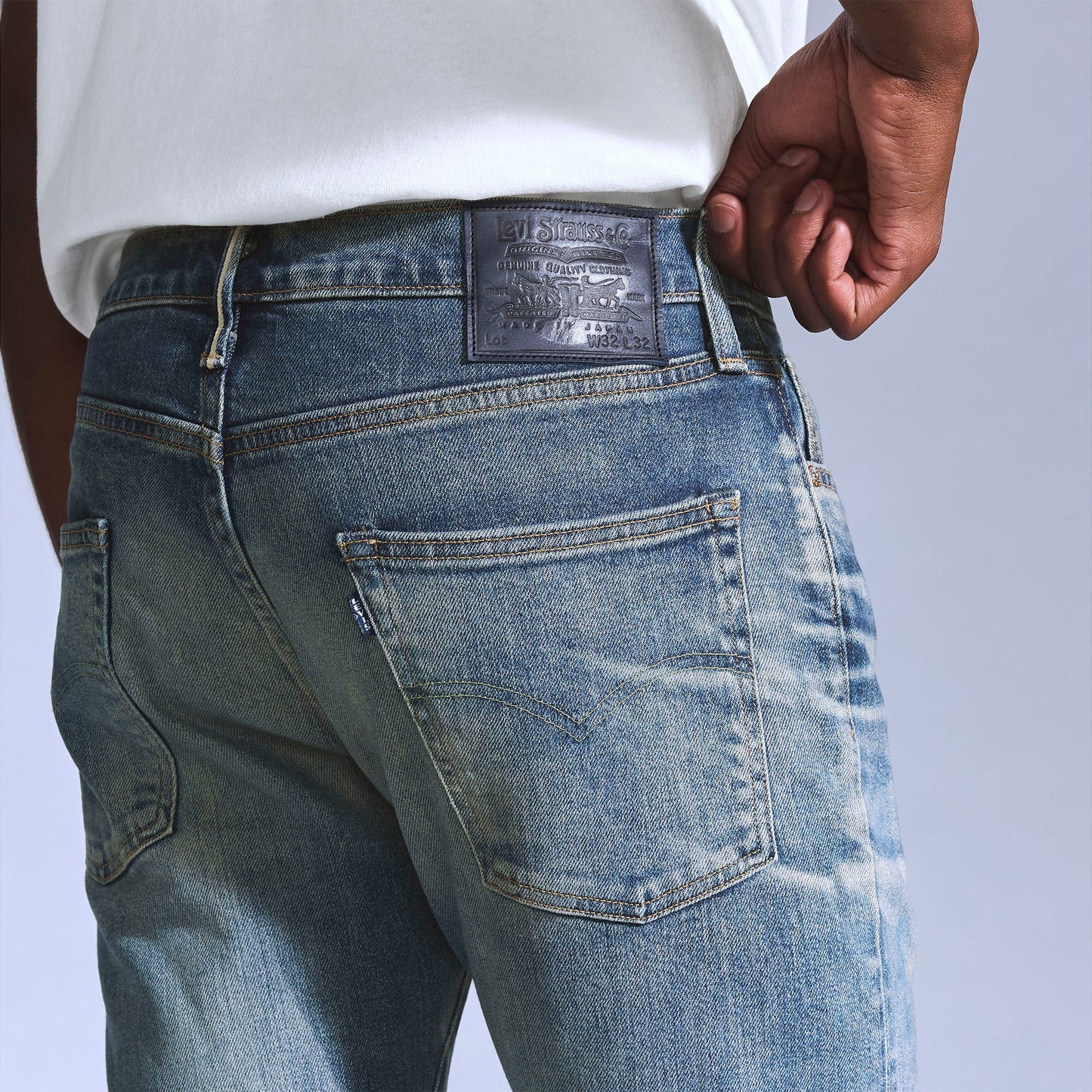Levi's® Blue Tab  502™ 標準窄腳剪裁牛仔褲 |男裝