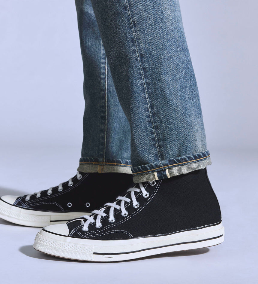 levi's® blue tab  502™ 標準窄腳剪裁牛仔褲 |男裝 A588100082832 Med Indigo - Worn In – Levi's 香港