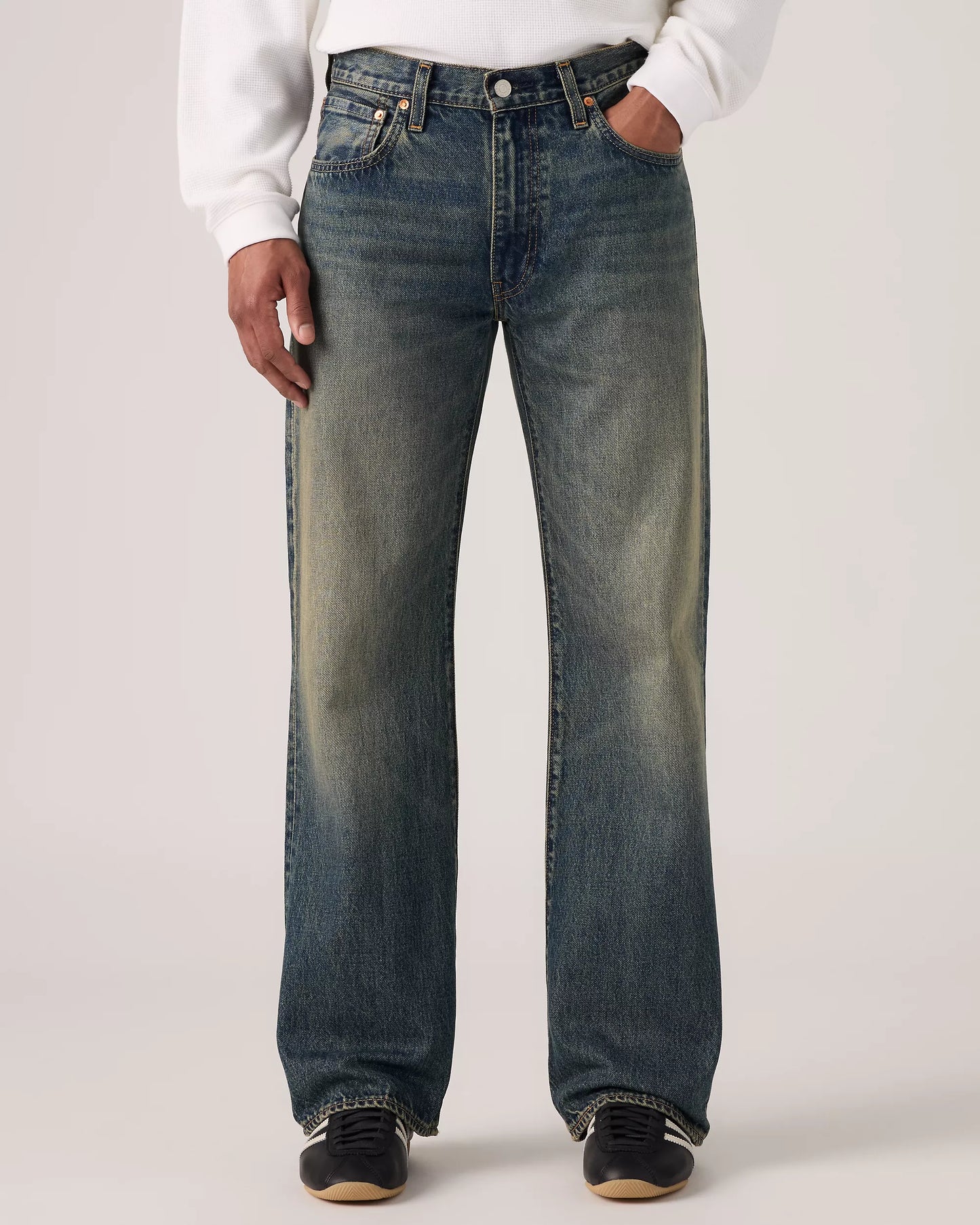 Levi's® 567™ Relaxed Flare 寬鬆喇叭牛仔褲 | 男裝  
