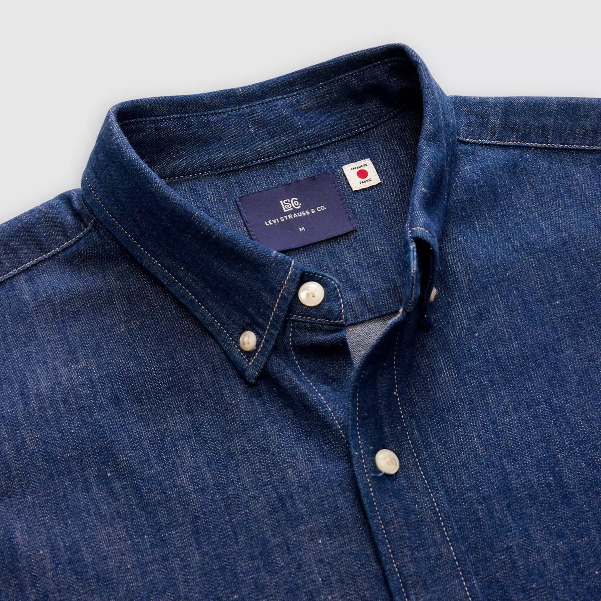 Levi's® Blue Tab™ Relaxed 牛仔鈕扣襯衫 | 男裝