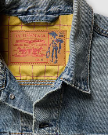levi's® x toy story men's type iii trucker jacket 0034J0000XS- Medium Indigo  – Levi's Hong Kong