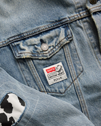 levi's® x toy story men's type iii trucker jacket 0034J0000XS- Medium Indigo  – Levi's Hong Kong
