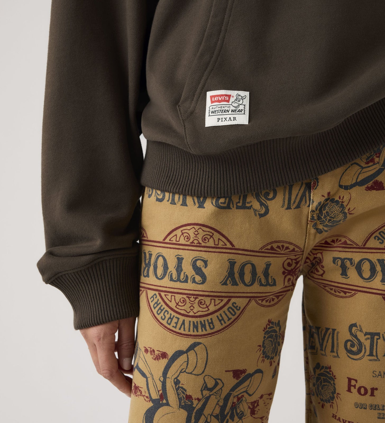 levi's® x toy story 男士圖案連帽衛衣 | 男裝 0034R0000S- Multicolor – Levi's 香港