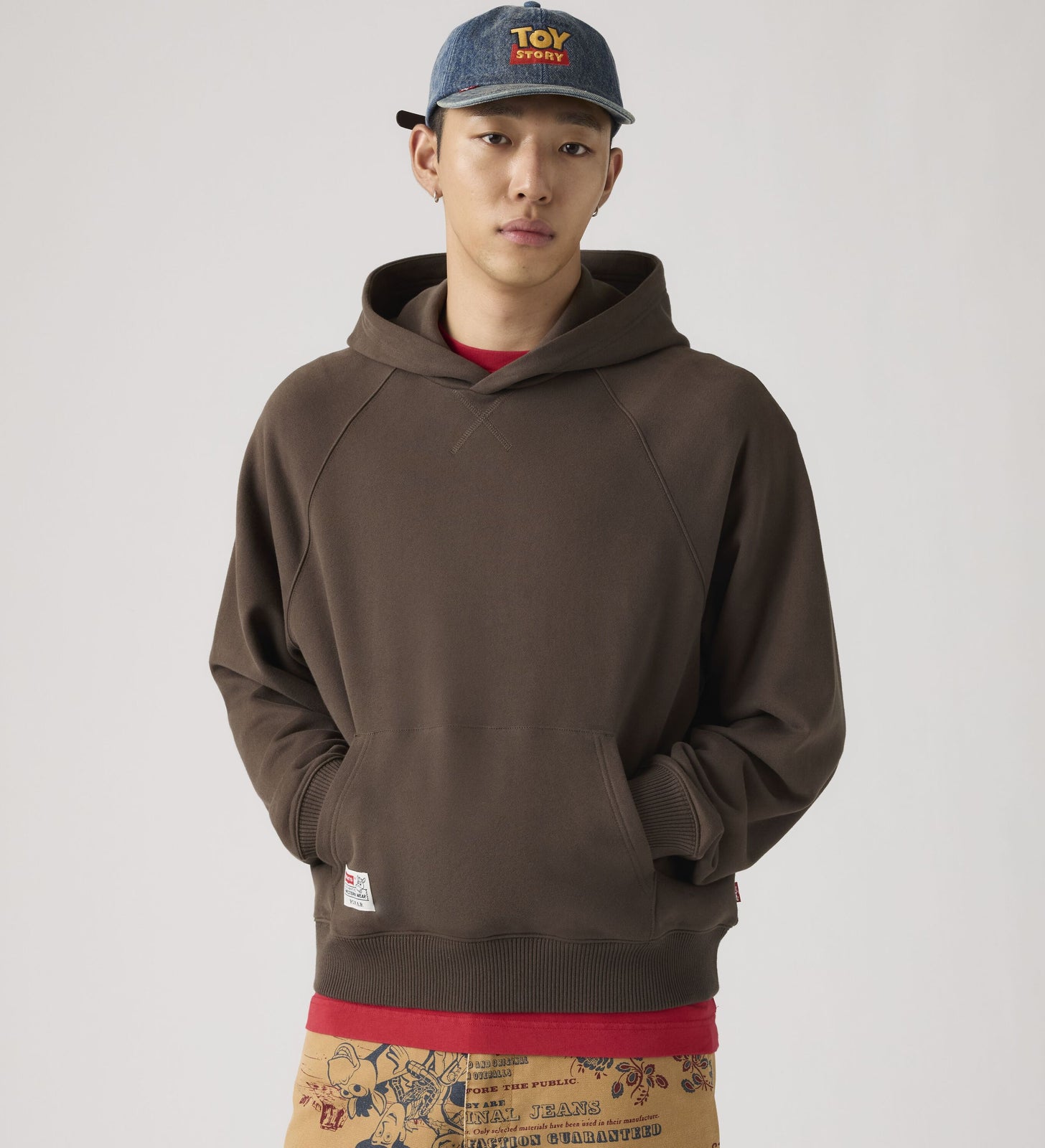 levi's® x toy story 男士圖案連帽衛衣 | 男裝 0034R0000S- Multicolor – Levi's 香港
