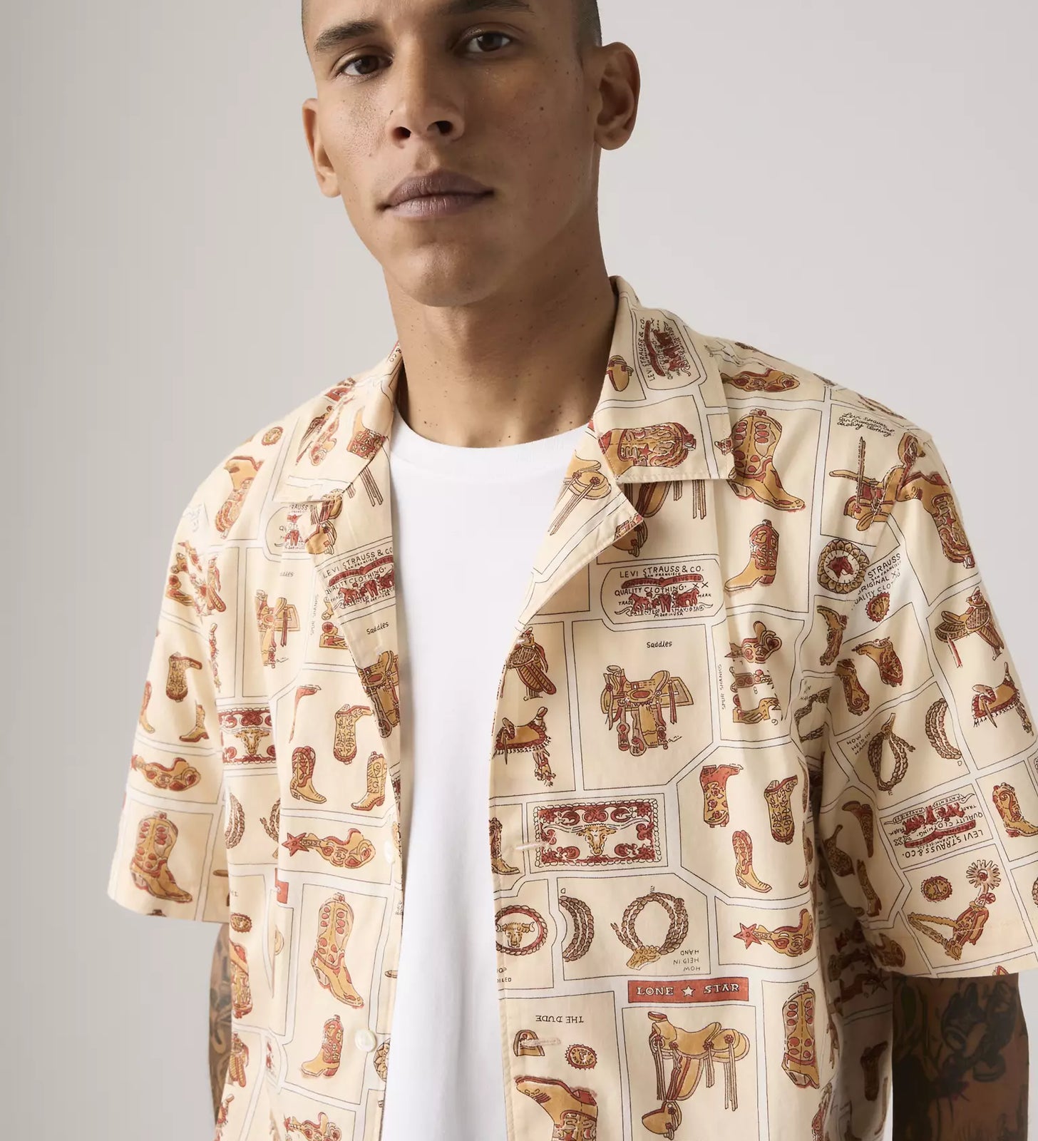 levi's® men's sunset camp standard fit shirt 005H50007XS- Neutral – Levi's Hong Kong