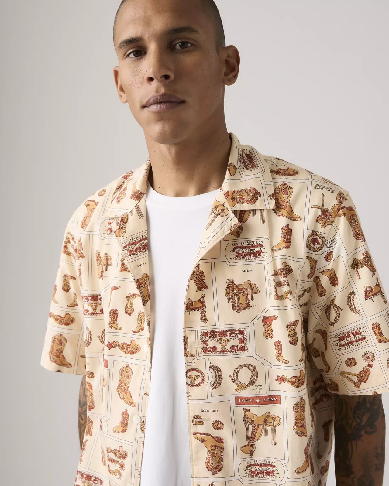 levi's® men's sunset camp 標準版型襯衫 | 男裝   005H50007XS- Neutral – Levi's 香港