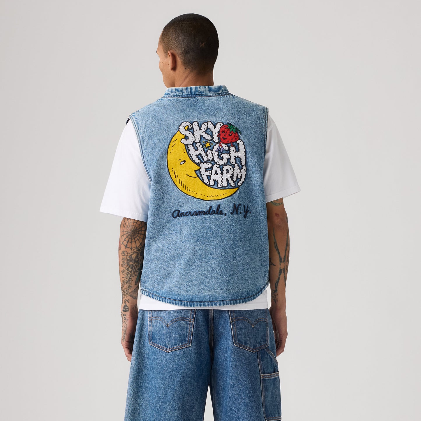 Levi’s® x Sky High Farm Goods 背心