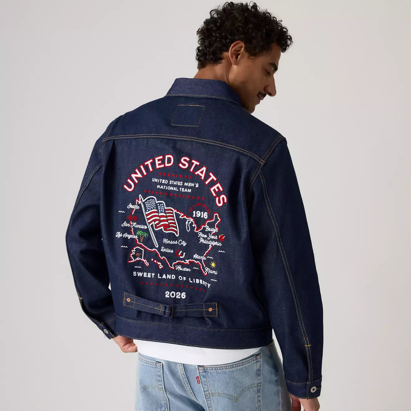 Levi’s ® U.S. Soccer 水洗海軍藍 Type I 牛仔夾克外套