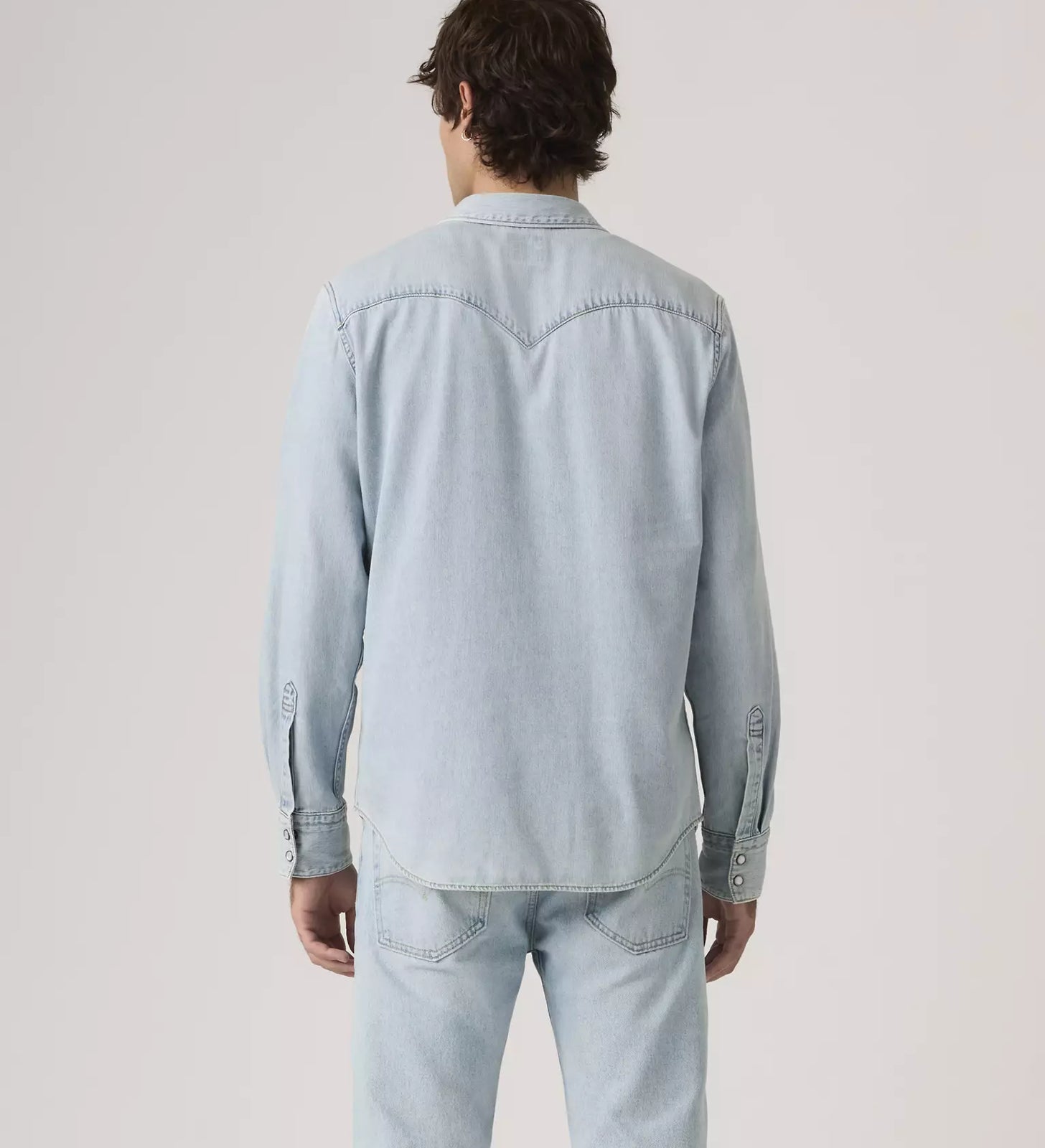 levi's® barstow 標準版型西部襯衫 | 男裝   857440118S- Medium Indigo – Levi's 香港