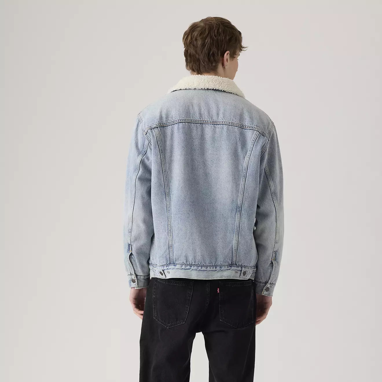 levi's® relaxed sherpa trucker 寬鬆羊毛外套 | 男裝   A57840026XS- Light Indigo – Levi's 香港