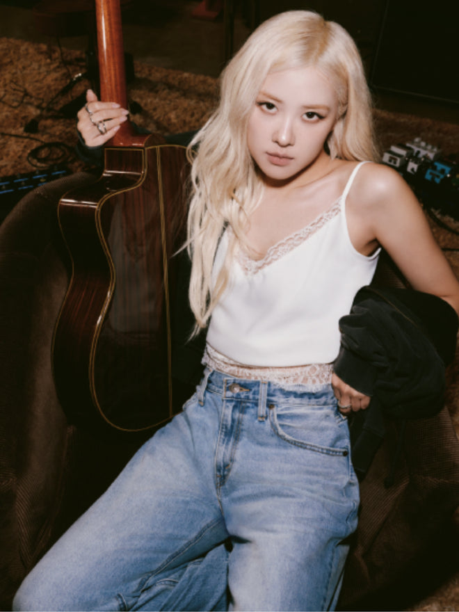 rosé's style levi's® lynn cami 00ATU0000XS- Whisper White  – Levi's Hong Kong