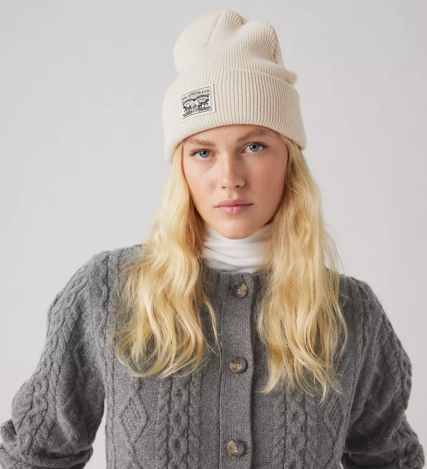 levi's® women's backpatch beanie 000J70001OS- Neutral – Levi's Hong Kong