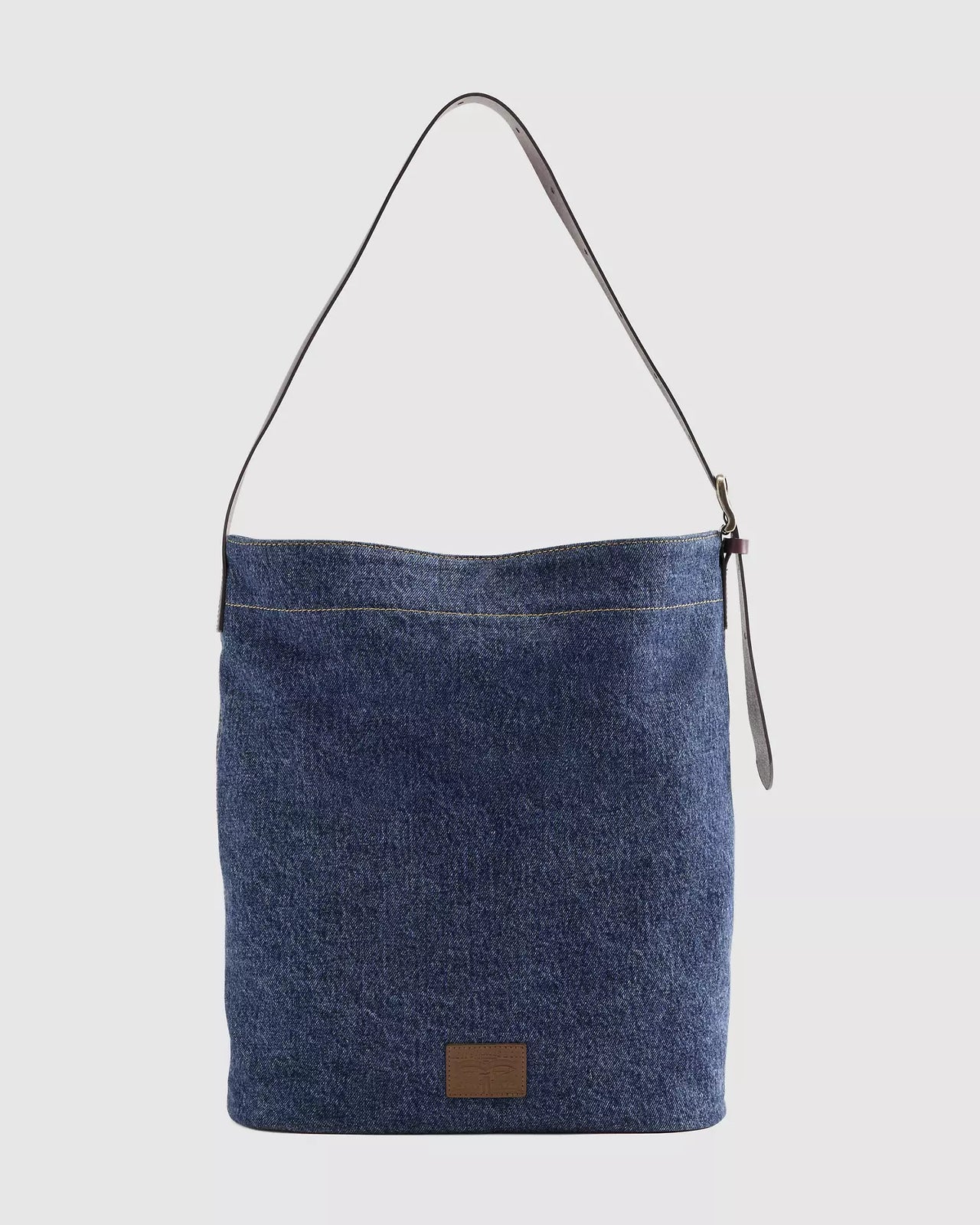 levi's® women's medium heritage bag 005DN0001OS- Dark Indigo – Levi's Hong Kong
