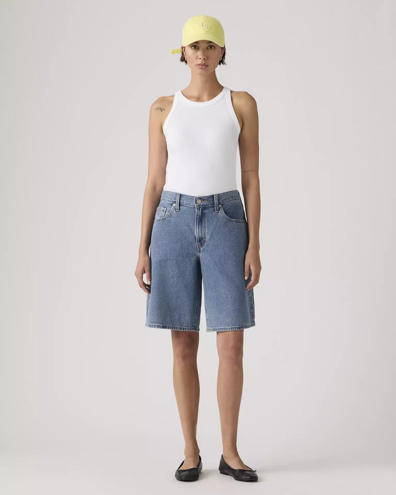 levi's® women's baggy dad 寬鬆老爹牛仔短褲 | 女裝   000MJ001624- Medium Indigo – Levi's 香港