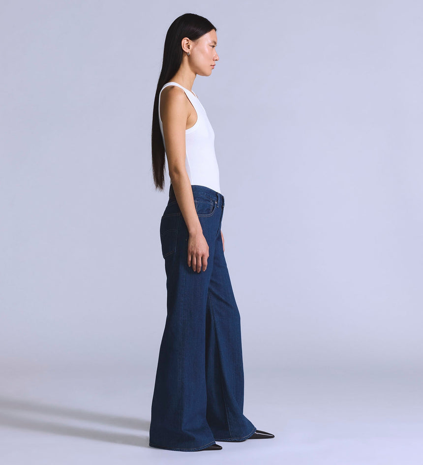 levi's® blue tab™ 女裝carve休閒牛仔褲 001LA00002430 Medium Indigo – Levi's 香港